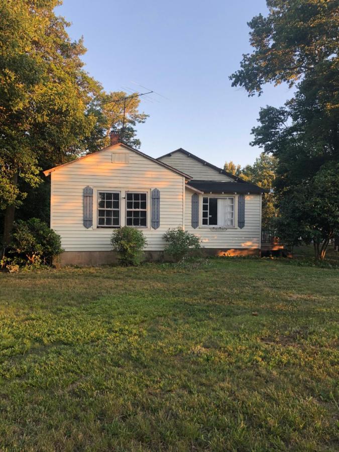 Private Cottage In Rural Clemmons Exterior photo